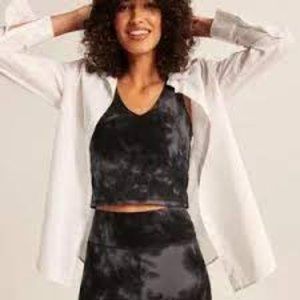 Abercrombie & Fitch Tie-Dye Contour V-Neck Tank Large